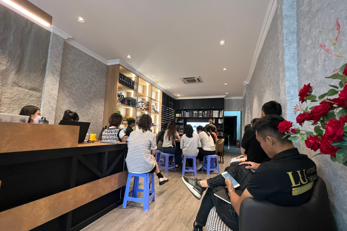 Toàn cảnh không gian training nội bộ định kỳ của LU Design nhằm chuẩn hóa năng lực nhân sự toàn hệ thống