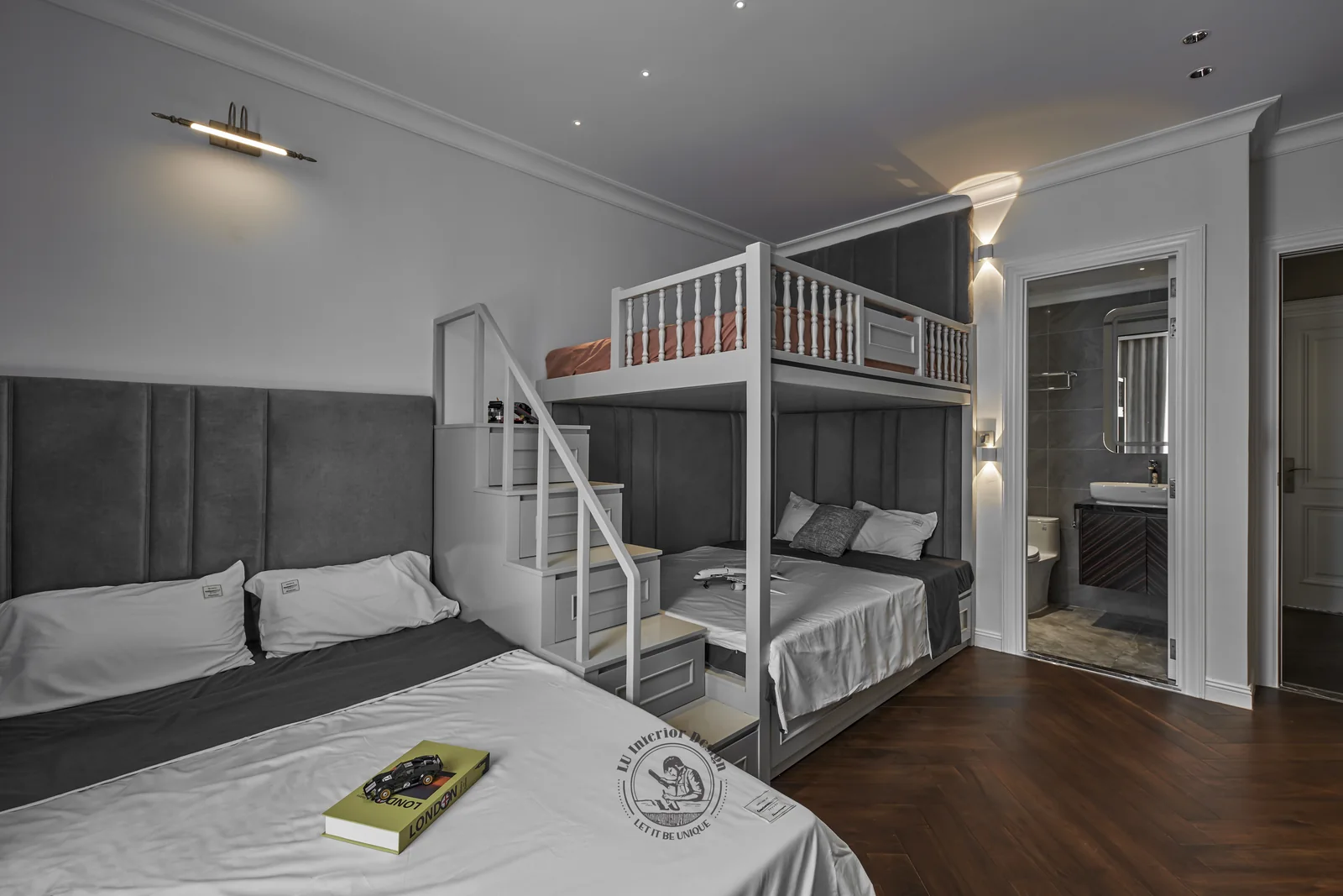 Giường tầng có cầu thang và giường đơn – hình ảnh thực tế công trình biệt thự Thạnh Mỹ Lợi 560m² – LU Design