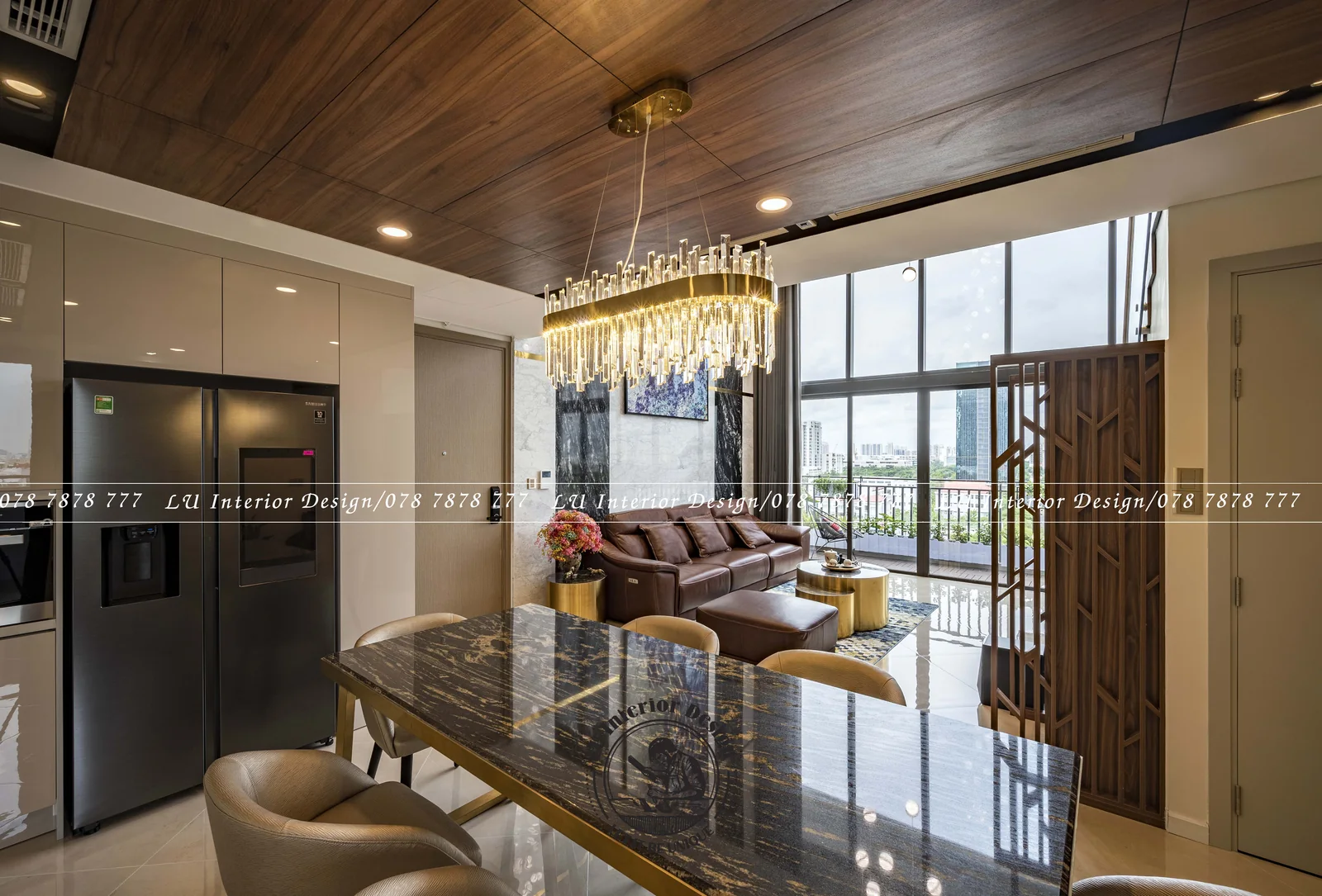Đèn chùm pha lê và bàn ăn đá đen – hình ảnh thực tế công trình căn hộ Duplex 3PN 148m² – LU Design