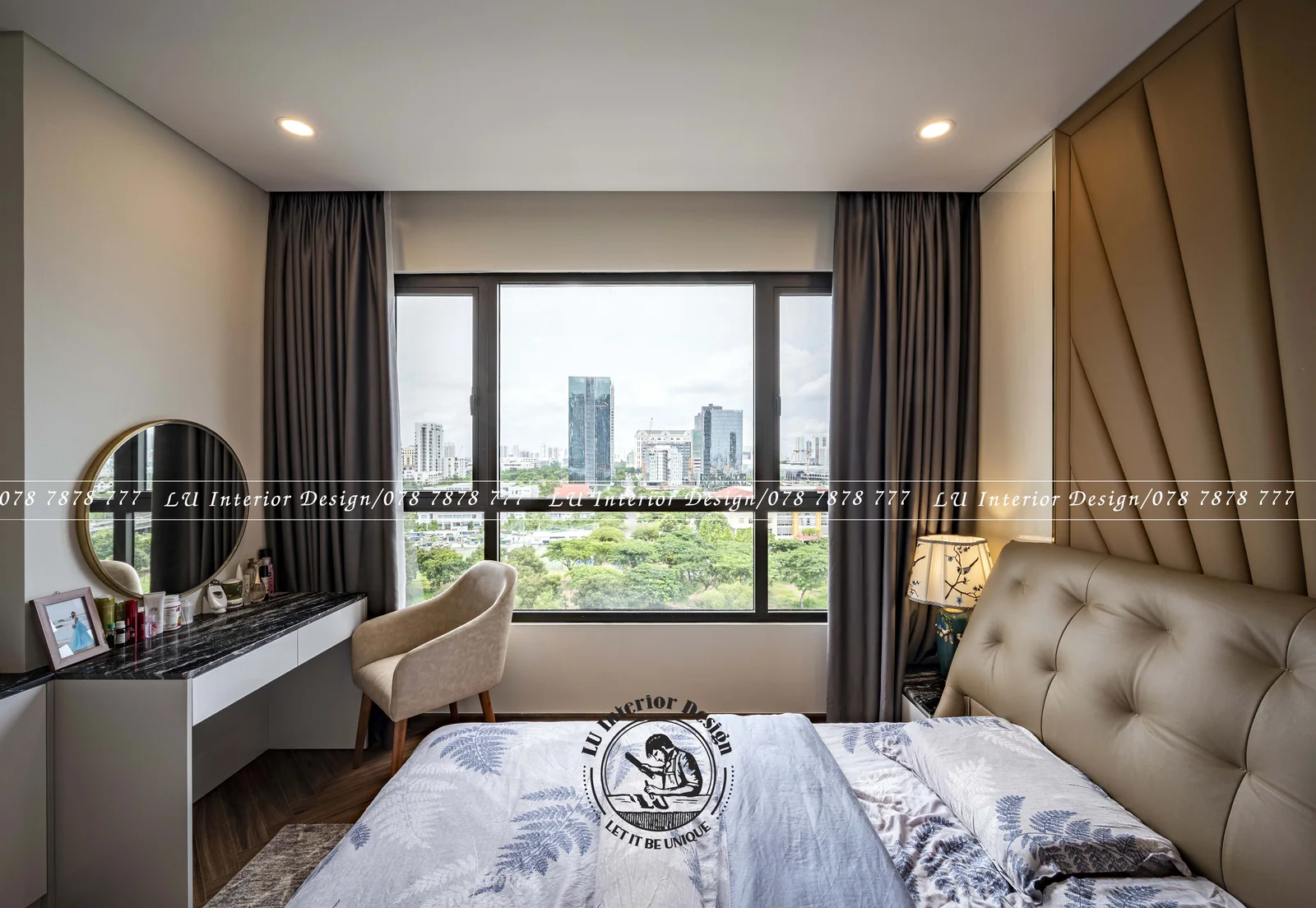 Bàn trang điểm cạnh cửa sổ phòng master – hình ảnh thực tế công trình căn hộ Duplex 3PN 148m² – LU Design