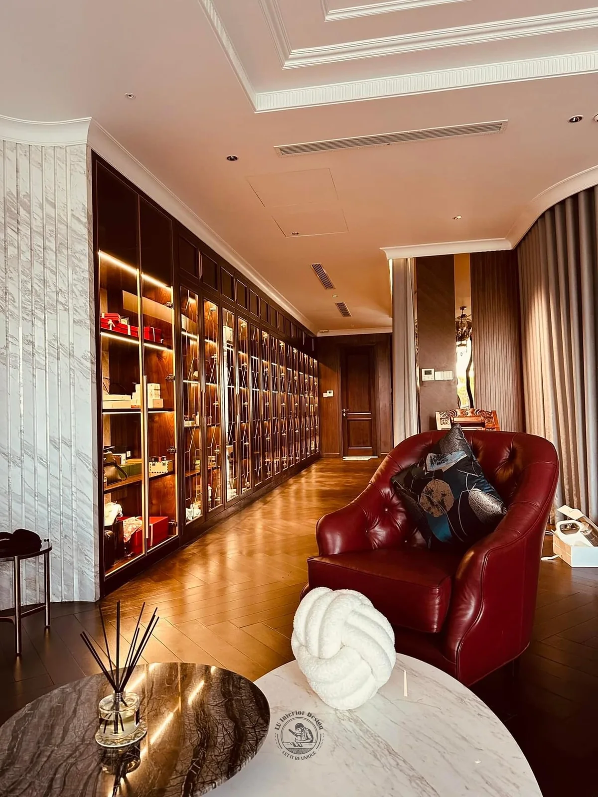 Ảnh thực tế phòng thay đồ – thi công nhà phố Thiên Kim – LU Design
