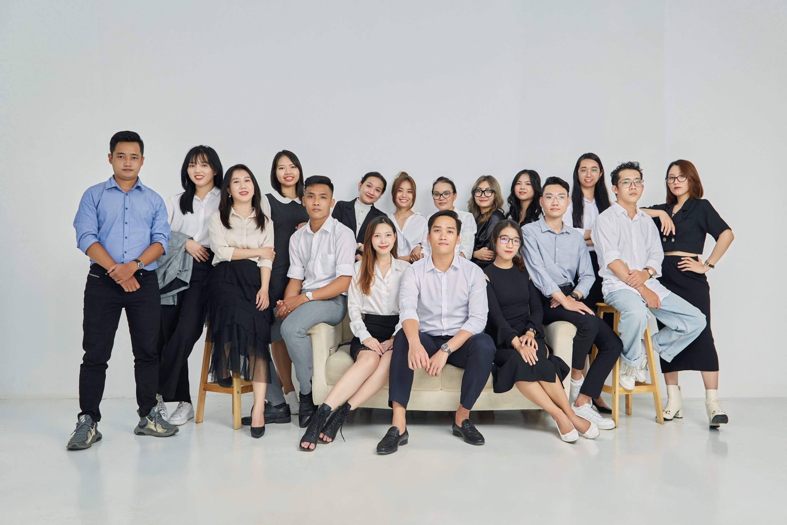 Đội ngũ trẻ - chuyên nghiệp - sáng tạo | Đại gia đình LU Design