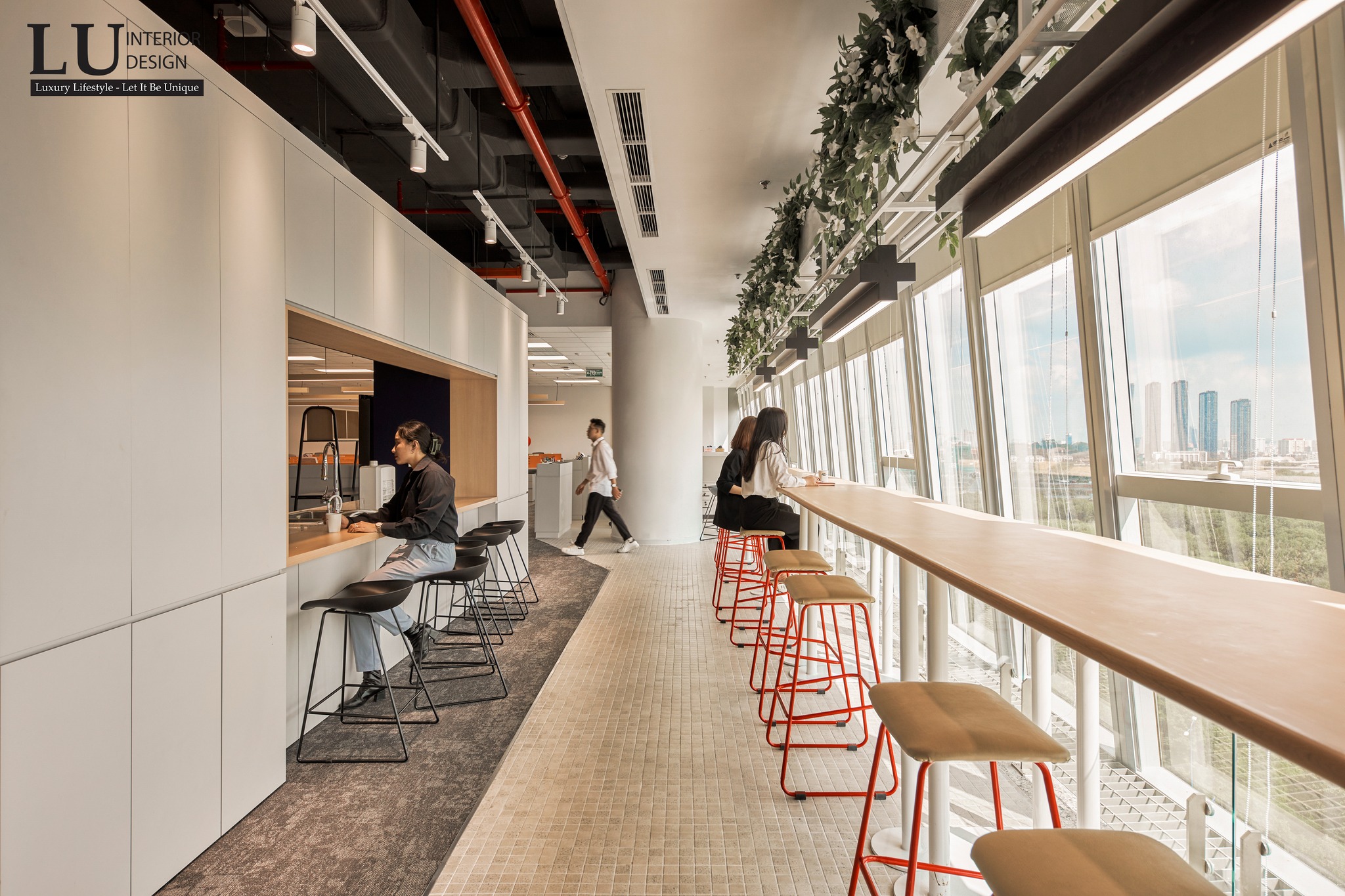 Dịch vụ thiết kế nội thất uy tín trọn gói giúp doanh nghiệp tiết kiệm thời gian và công sức | Khu Pantry - Dự án Văn phòng Thiên Long - LU Design thực hiện.