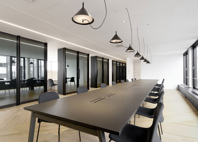 Thiết kế nội thất văn phòng phong cách tối giản - đơn giản, tinh tế | Dự án Thiên Long Group - LU Design thực hiện.