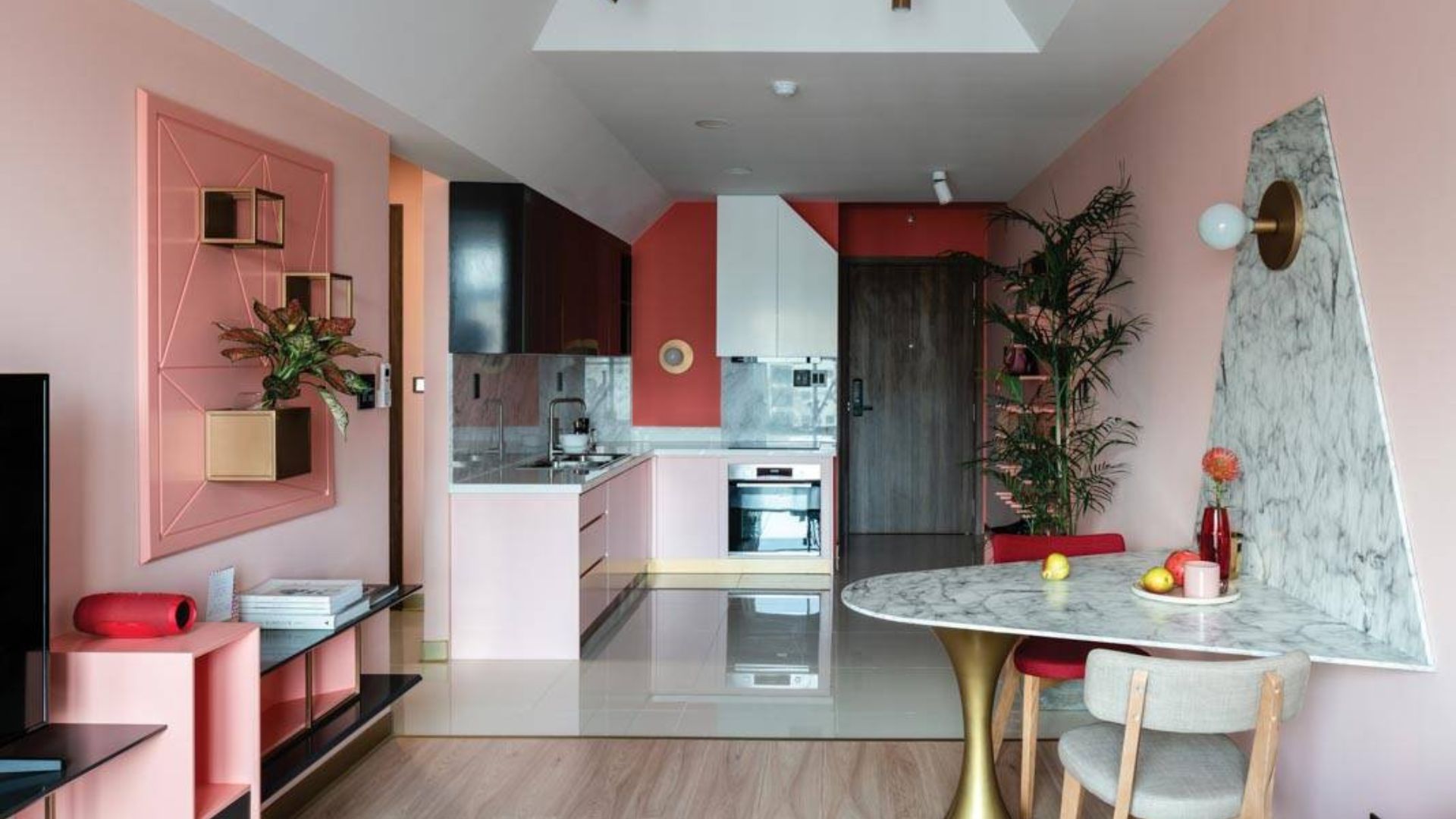 Lựa chọn tone hồng phù hợp với căn hộ | Nguồn: Chung cư De Capella - Happynest. 